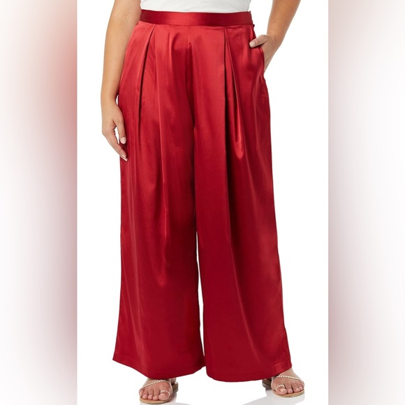 Making the Cut Pants - Size Medium Fits 8-10 Women's Metallic Red Standard Wide Leg Side Zip Pants